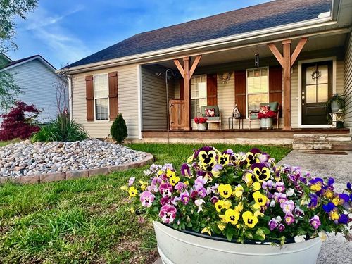 427 Chandlers Rdg, Chatsworth, GA, 30705-7514 | Card Image