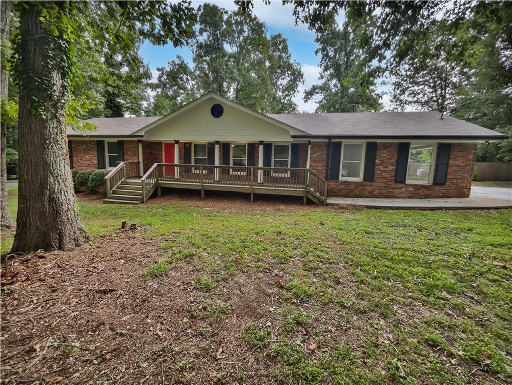 Dorsey Cir, Lilburn, GA 30047