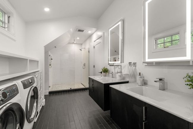 79-79 - 77 Central Ave, Condo with 4 bedrooms, 3 bathrooms and 2 parking in Newton MA | Image 20