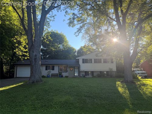 29191 Bannockburn St, Farmington Hills, MI, 48334-2711 | Card Image