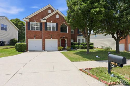 1854 Briarcrest Dr Nw, Charlotte, NC, 28269-6217 | Card Image