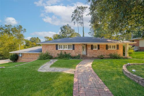 1900 W Hoyt Drive, Longview, TX, 75601 | Card Image