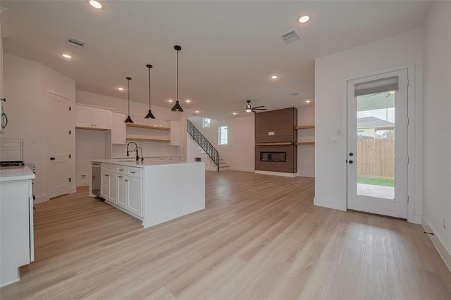 2532 Wall St, House other with 3 bedrooms, 3 bathrooms and 2 parking in Houston TX | Image 9