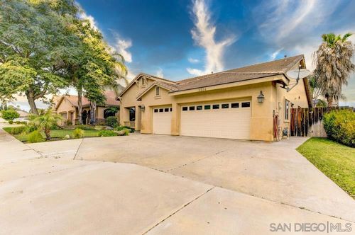 9504 Paseo De Los Castillos, Santee, CA, 92071 | Card Image