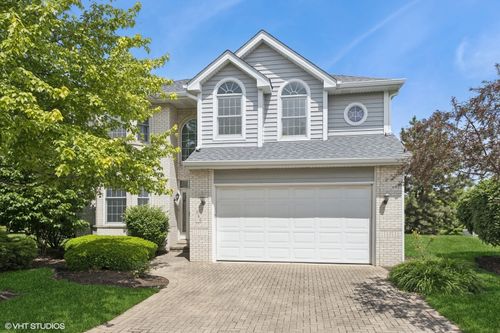860 Turnberry Ln, Willowbrook, IL, 60527-5390 | Card Image