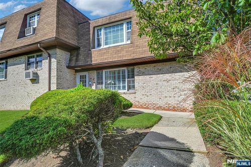 apt-b7-180 S Washington Ave, Bergenfield, NJ, 07621-2931 | Card Image