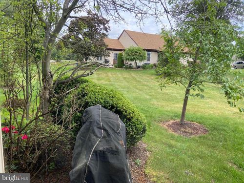 8 Benjamin Franklin Dr, MONROE TOWNSHIP, NJ, 08831 | Card Image