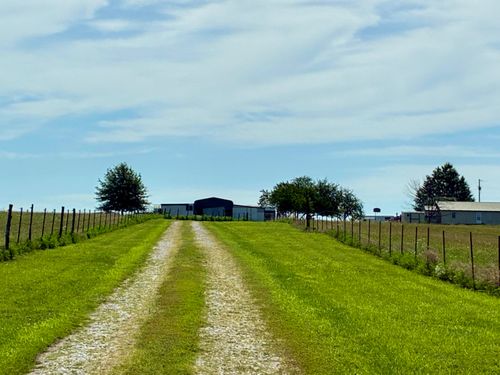 22665 State Highway 83, Weaubleau, MO, 65774-8400 | Card Image