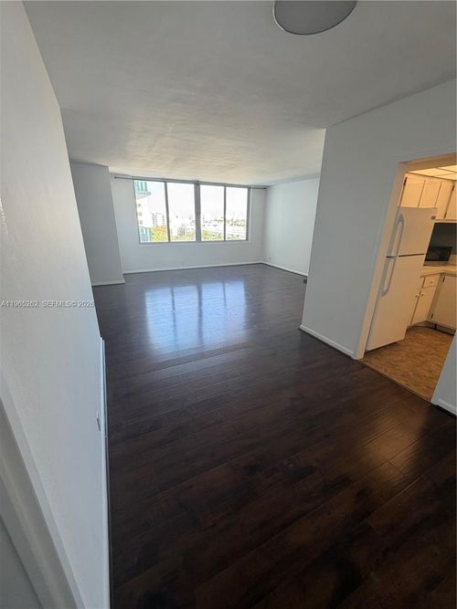 apt-804-1000 West Ave, Miami Beach, FL, 33139-4722 | Card Image