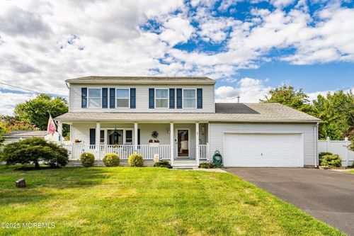 7 Spring Lake Ave, Oceanport, NJ, 07757-1332 | Card Image