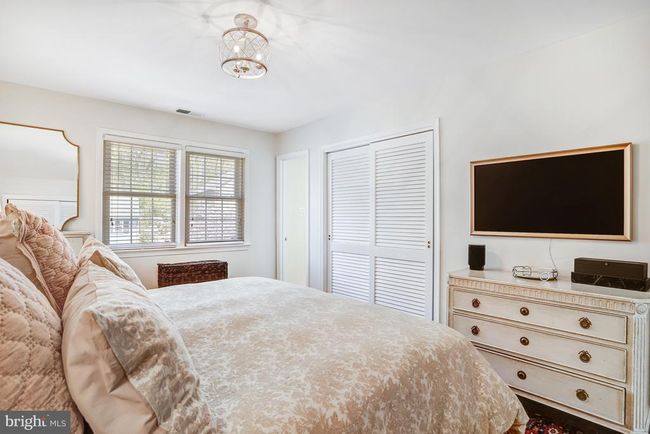 6737 Baron Rd, Townhouse with 4 bedrooms, 4 bathrooms and null parking in MCLEAN VA | Image 15
