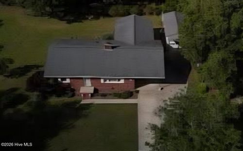 214 E Bladen St, Bladenboro, NC, 28320-8424 | Card Image