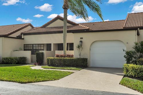 8322 Mooring Cir, Boynton Beach, FL, 33472-2308 | Card Image
