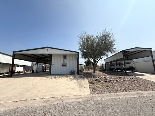 97 Live Oak, Brackettville, TX, 78832 | Card Image