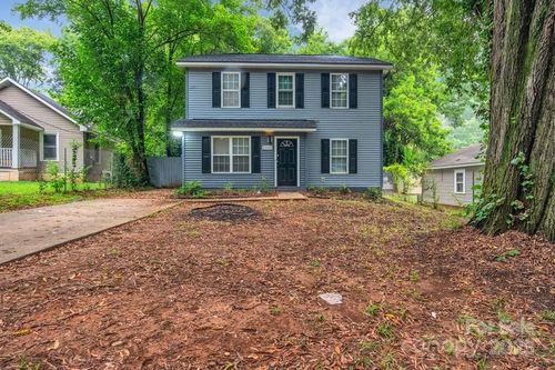 2030 Vinton St, Charlotte, NC, 28216-5076 | Card Image