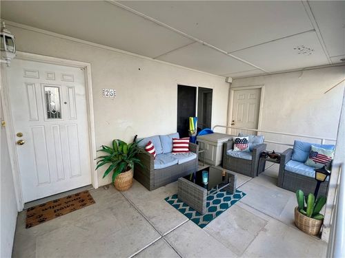 c25-1800 Clubhouse Dr, Bullhead City, AZ, 86442-6868 | Card Image