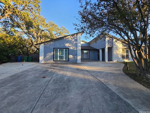 8410 Shallow Creek Dr, San Antonio, TX, 78251-2214 | Card Image