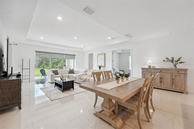 33466 Landsman Loop, House other with 4 bedrooms, 5 bathrooms and null parking in Wesley Chapel FL | Image 6