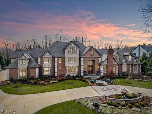 5400 Valley Pkwy, Brecksville, OH, 44141-2848 | Card Image