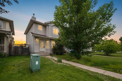 269 Smallwood St, Fort Mcmurray, AB, T9K2L4 | Card Image
