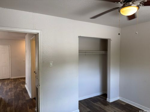 3-3614 Neer Ave, San Antonio, TX, 78201-2343 | Card Image