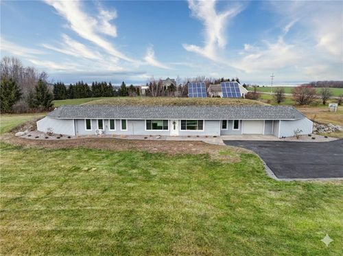2654 Whalen Rd, Bloomfield, NY, 14469-9618 | Card Image