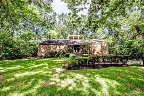 1776 Avenue S, Huntsville, TX, 77340-4217 | Card Image