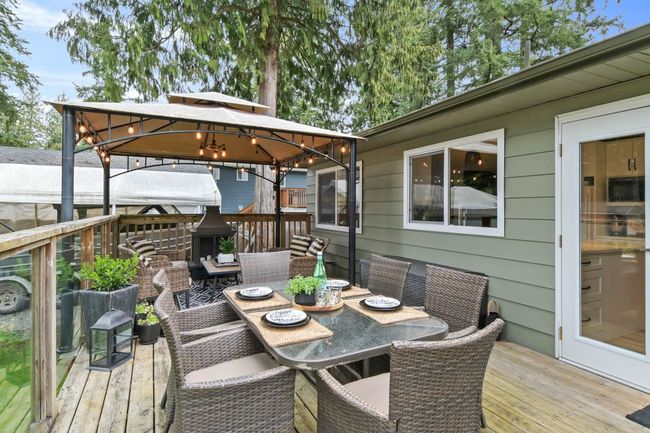 3747 207 Street, House other with 3 bedrooms, 1 bathrooms and 12 parking in Langley BC | Image 27