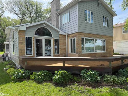 15374 Dodge Ave, Clear Lake, IA, 50428-8773 | Card Image