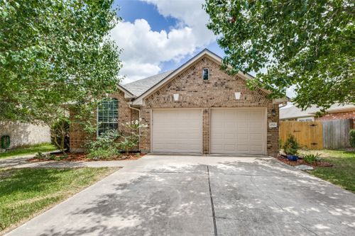 253 Lear Ave, Buda, TX, 78610-2836 | Card Image