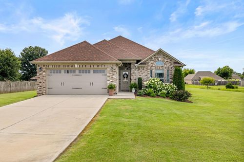 557 Belview Dr, Killen, AL, 35645-7865 | Card Image