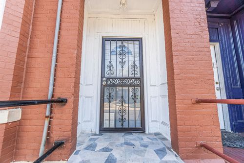 386 Barnum Ave, Bridgeport, CT, 06608-2260 | Card Image
