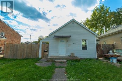 1633 Parent Ave, House other with 2 bedrooms, 1 bathrooms and null parking in Windsor ON | Image 2