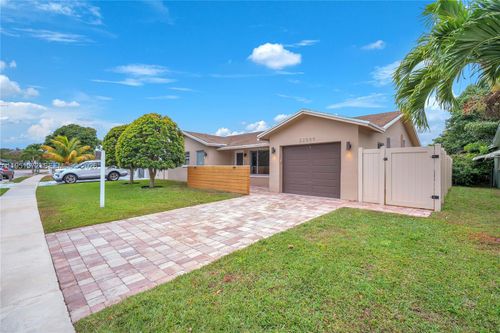 22599 Sw 65th Ave, Boca Raton, FL, 33428-6014 | Card Image