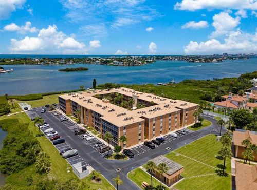1034-12760 Indian Rocks Rd, LARGO, FL, 33774-2336 | Card Image