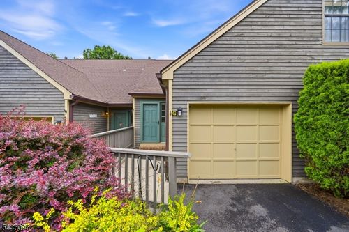 g-9 New Bedford Rd, West Milford, NJ, 07480-1268 | Card Image