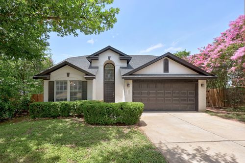 2327 Wright Cir, Round Rock, TX, 78664-2789 | Card Image