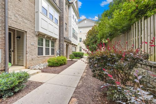 1228 Madison Towns Ln, Charlotte, NC, 28209-3075 | Card Image