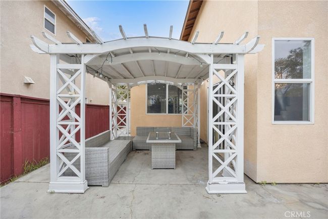 2216 Jeans Ct, House other with 3 bedrooms, 3 bathrooms and 2 parking in Signal Hill CA | Image 46