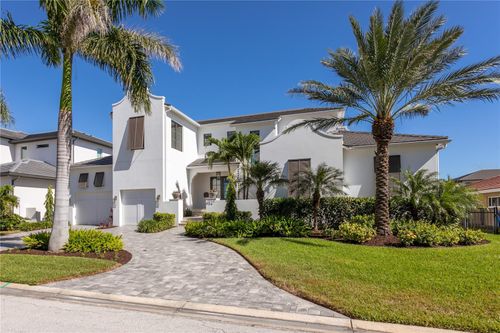 1934 Hawaii Ave Ne, St Petersburg, FL, 33703-3418 | Card Image