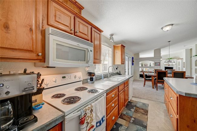 235 Tres Lobos St, House other with 3 bedrooms, 2 bathrooms and null parking in Overton NV | Image 22