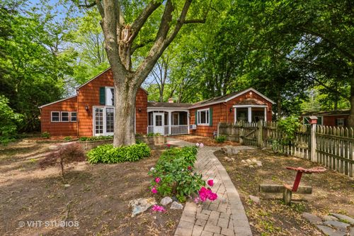 34140 N Hickory Ave, Grayslake, IL, 60030-1016 | Card Image