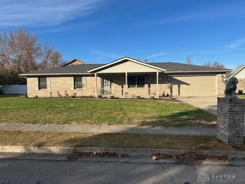 1141 Dickerson Dr, Troy, OH, 45373-3990 | Card Image