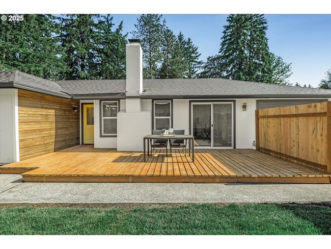 50 Nw 180 Th Ave, House other with 4 bedrooms, 2 bathrooms and 1 parking in Beaverton OR | Image 38