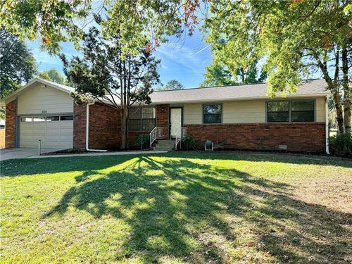 104 Glenview Street, Harrison, AR, 72601 | Card Image
