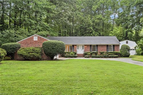 105 Ilex Dr, Yorktown, VA, 23692-3012 | Card Image