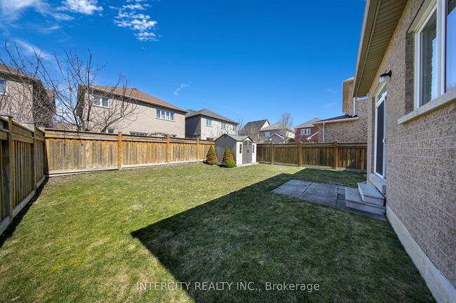 16 Heathcliffe Dr, House other with 3 bedrooms, 3 bathrooms and 4 parking in Woodbridge ON | Image 32