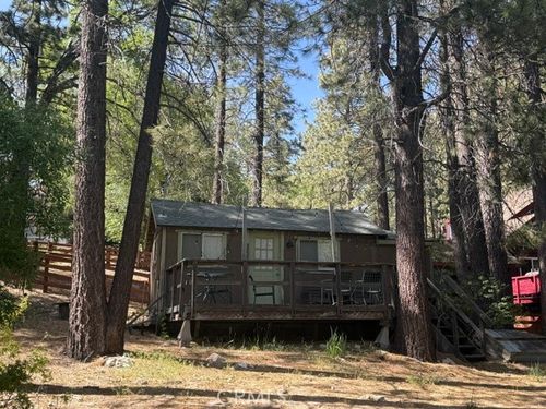 33440 Fern Dr, Green Valley Lake, CA, 92341 | Card Image
