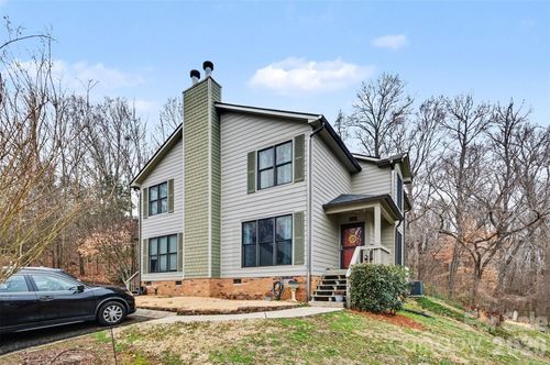 3240 Carlyle Dr Nw, Concord, NC, 28027-7693 | Card Image