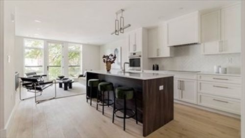 unit-201-20 Kinmonth Rd, Waban, MA, 02468-1545 | Card Image